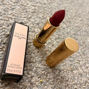 Gucci Rouge à Lèvres Mat Lipstick - Deep Burgundy
